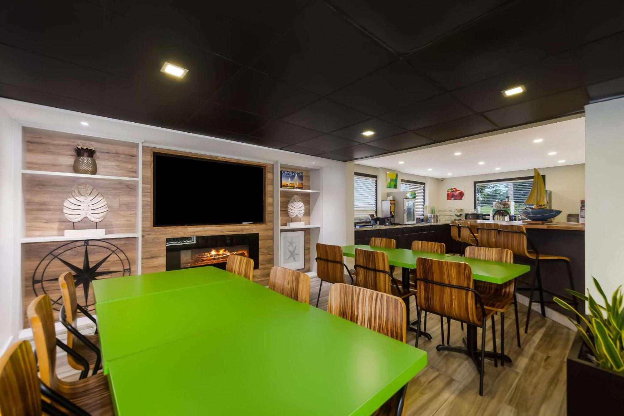 Quality Inn Coliseum North Charleston Esterno foto